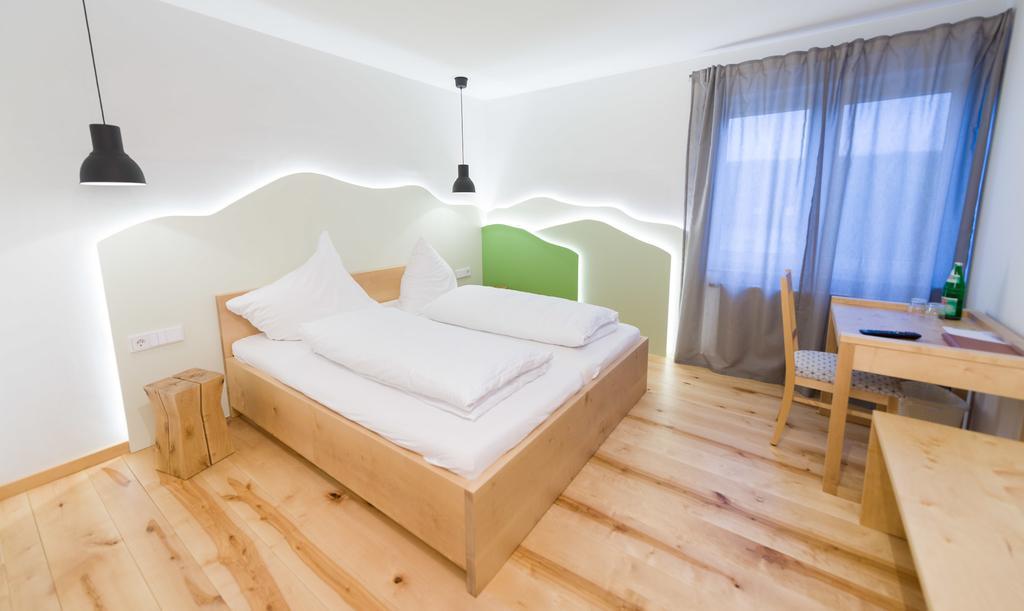 Hotel Rhoenhof Hünfeld Esterno foto